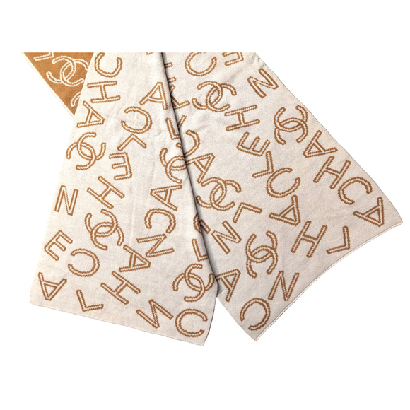 Pre-Owned CHANEL Tan & White 100% Wool Reversible Scarf - Picture 6 of 10